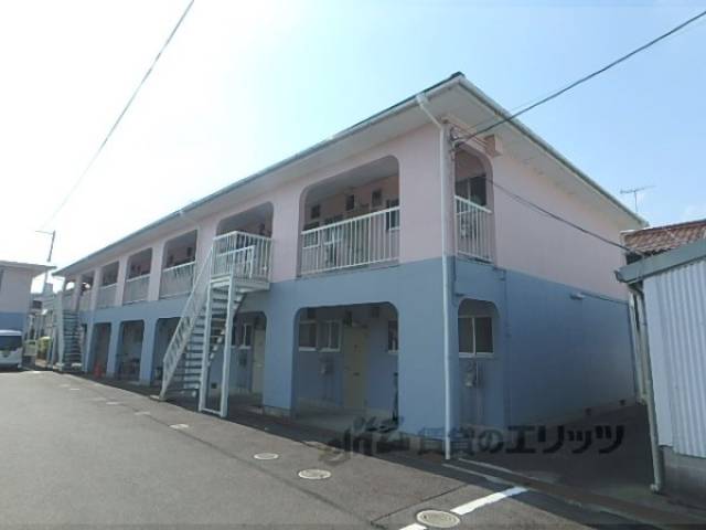 伊勢屋ハイツ外観写真3