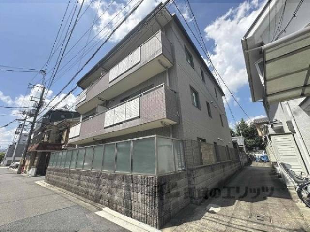 エレガンス３ｒｄ外観写真1