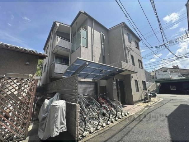 エレガンス３ｒｄ外観写真2