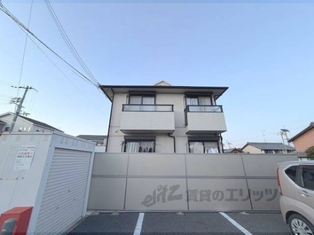 ハイツ山岡外観写真2