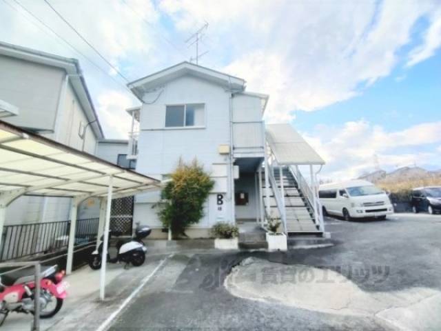 アッツエリＢ棟外観写真2