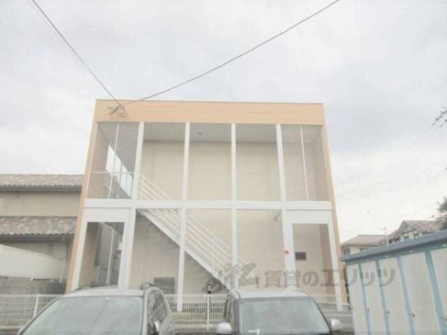 レオパレス相楽台外観写真3