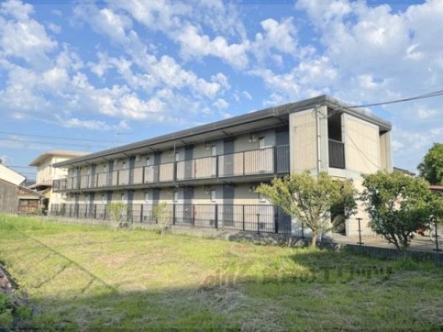 レオパレス下狛外観写真1