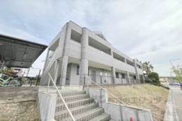 シャインヒルズ１外観写真