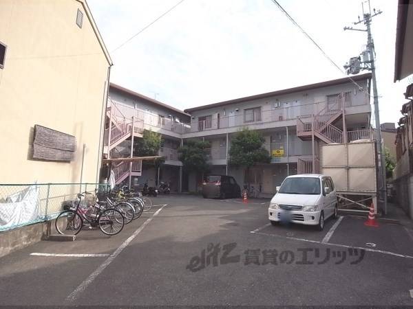 040381の外観写真