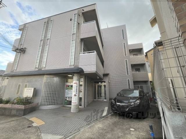 メゾンコスモス外観写真2