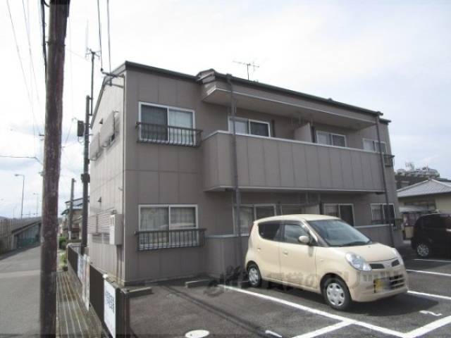 プライズカワナベ外観写真2