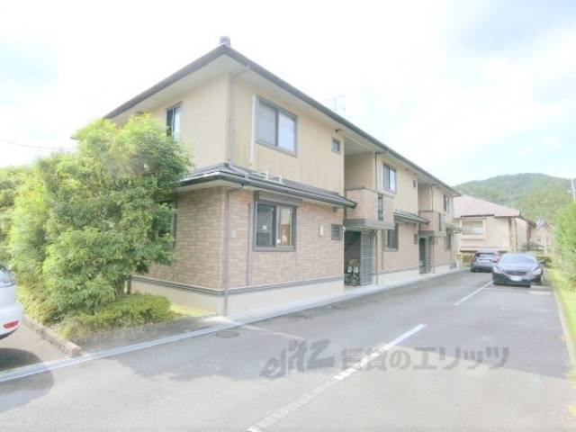 シャルマン外観写真2