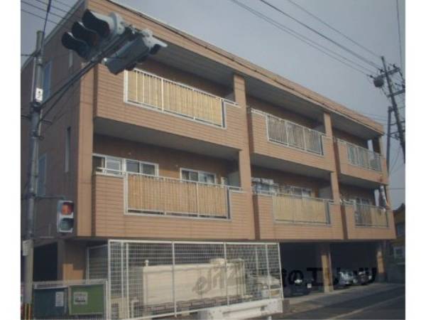 041147の外観写真