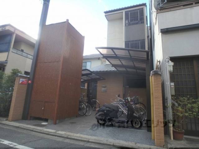 プレミアム四条大宮外観写真3