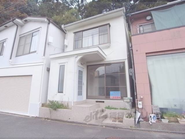 貸家外観写真1