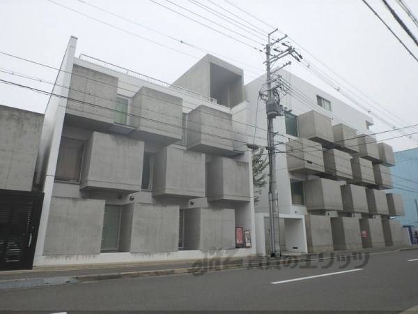 041562の外観写真