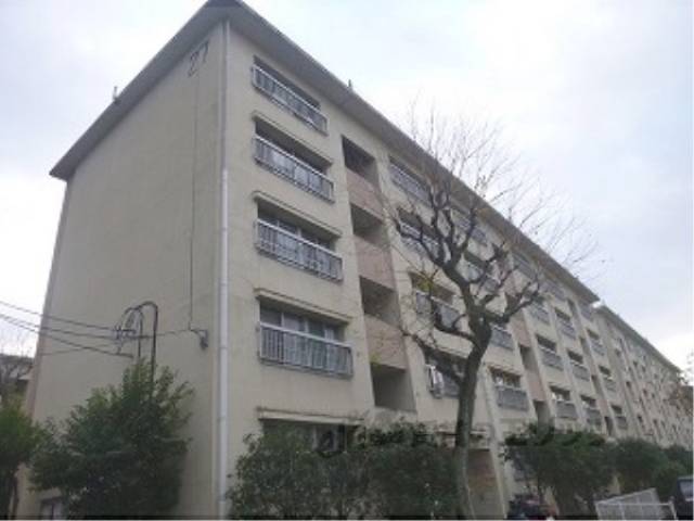 醍醐石田団地27棟外観写真2