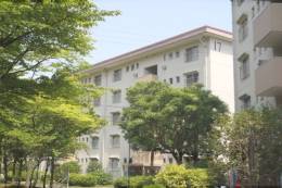 洛西新林団地１７号棟外観写真
