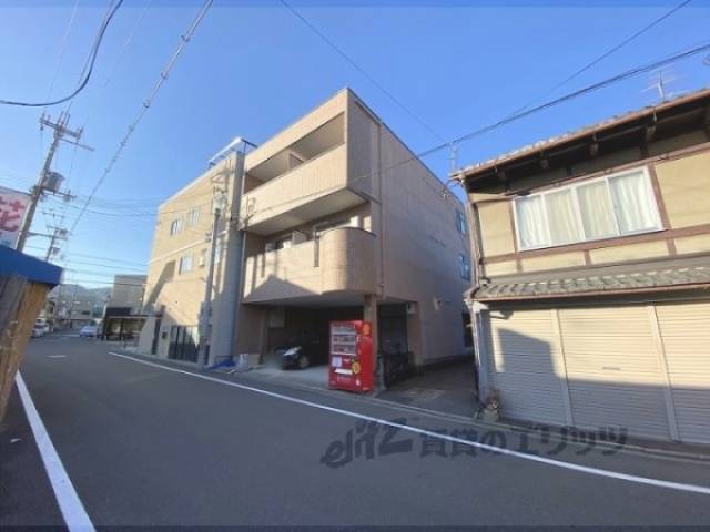 ミヤギマンション外観写真1