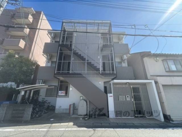 ラティス三条外観写真1