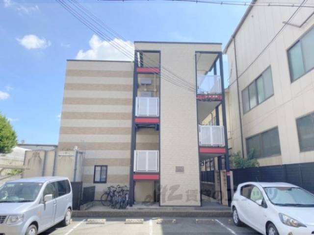 レオパレス洛南外観写真1