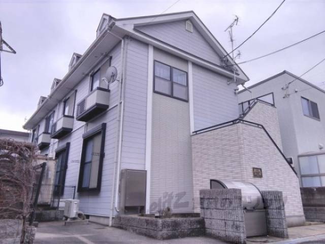 レオパレス西向日外観写真2