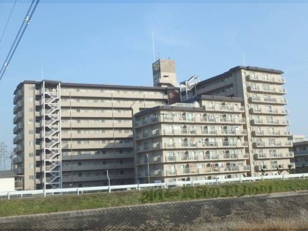 042180の外観写真