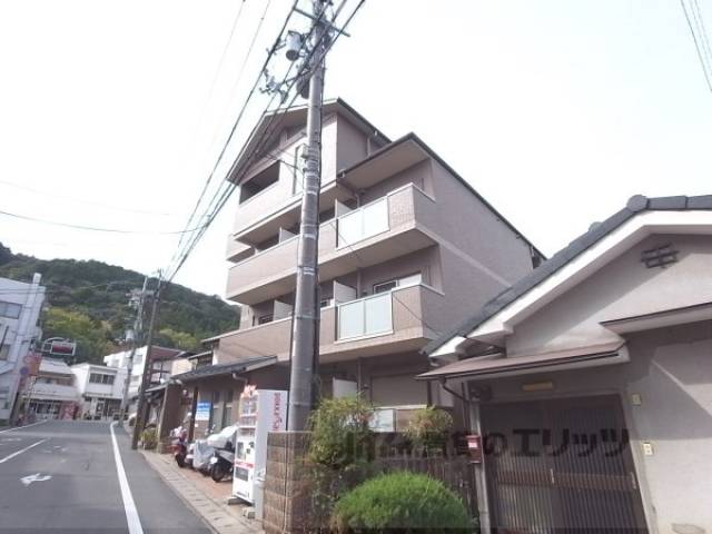 エリーフラッツ嵐山外観写真3