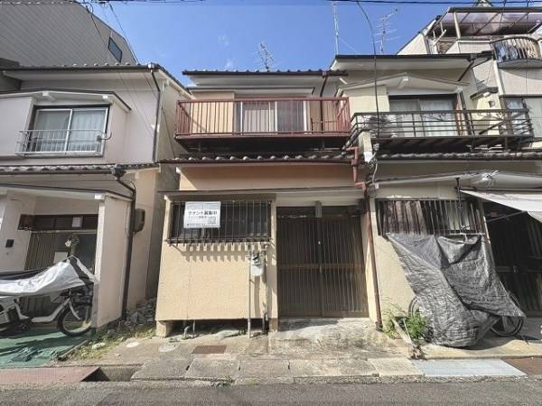 042858の外観写真