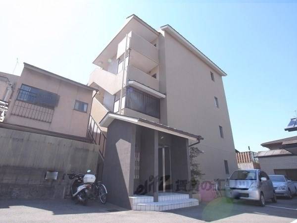 042908の外観写真