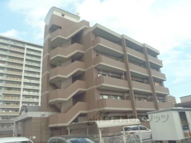 ラリカソールヒヨ外観写真1