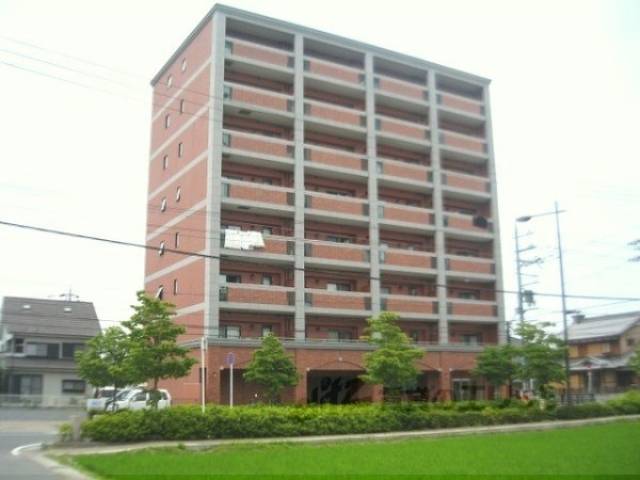 ル・マノワール外観写真3