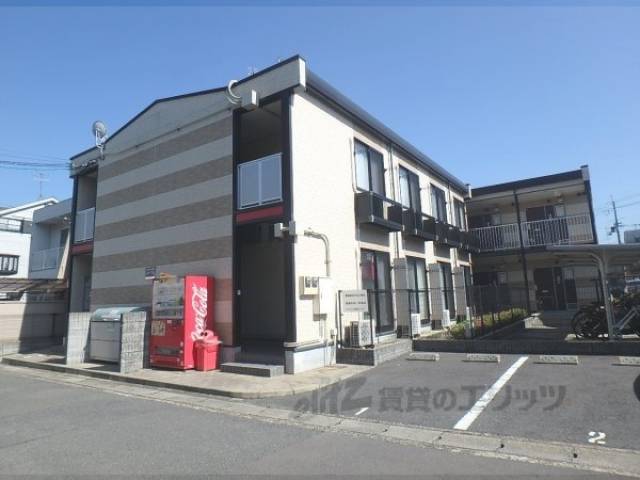 レオパレスサンシャイン９８外観写真1