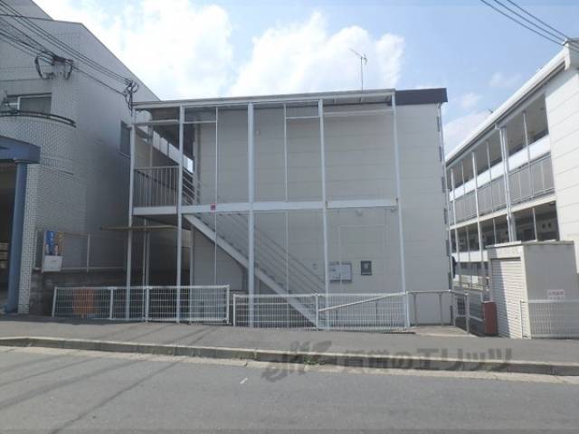 レオパレスＲａｉｎｂｏｗ外観写真2