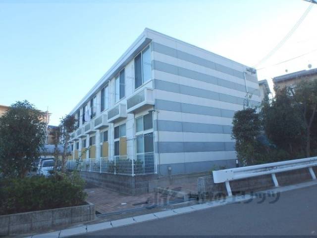 レオパレスメゾンラフィーネ外観写真1