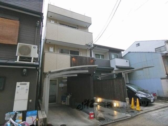 アンクル島原外観写真2
