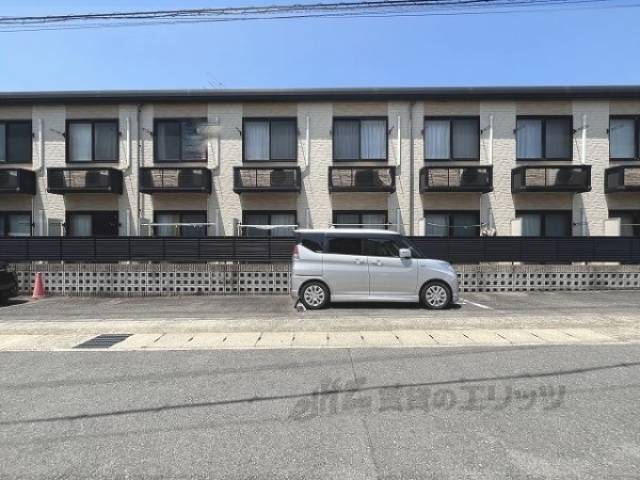 レオパレスヤングフォレストＡ外観写真3