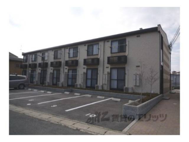 レオパレスヴィルヌーブ醍醐外観写真2