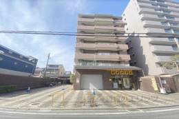 ルミエール桃山101号テナント外観写真