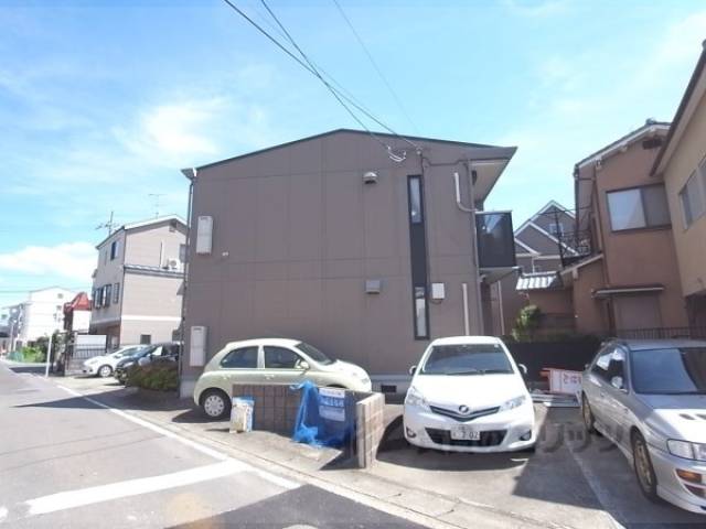 ラ・ビルヌーヴ桂外観写真2