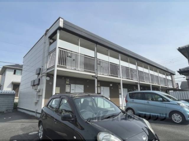 レオパレスセジュール外観写真2