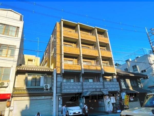 044183の外観写真