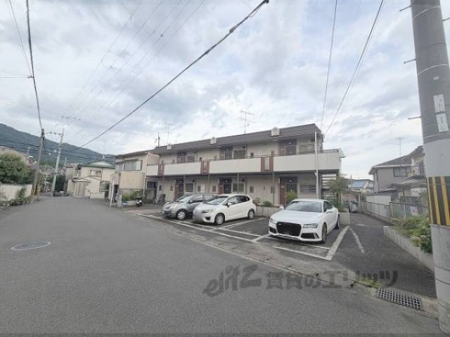 ファミーユ十権寺外観写真3