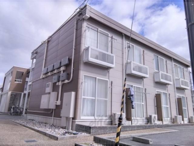 レオパレスラ・リッシュ外観写真2