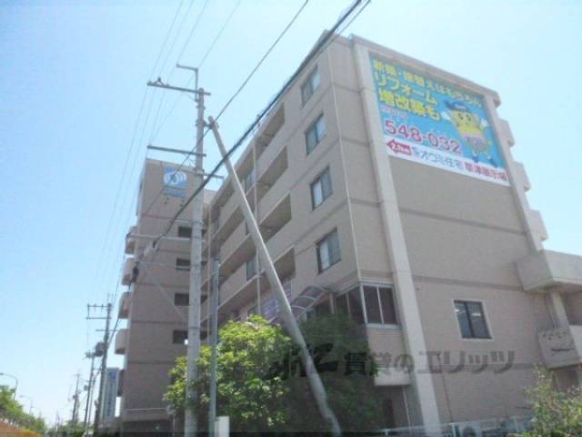 オウミ住宅ビル外観写真2