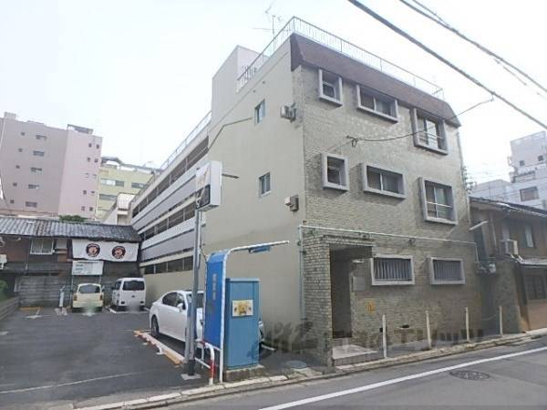 044649の外観写真