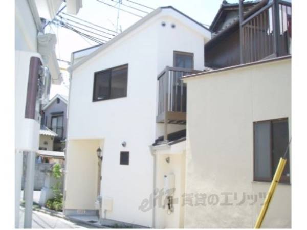 044777の外観写真