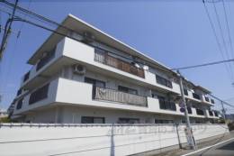 シェモア鞍馬口外観写真