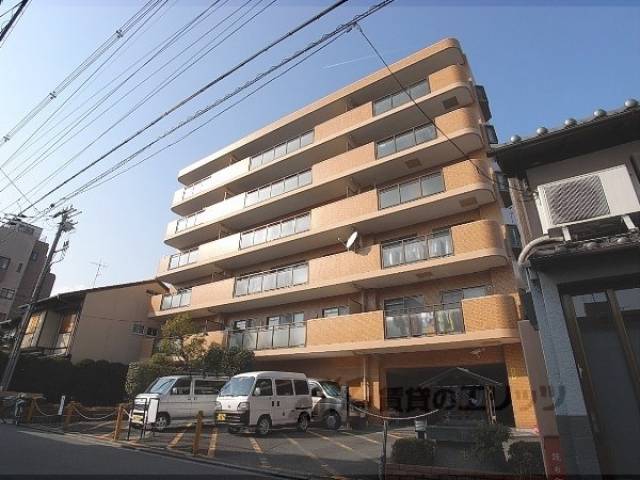 ライオンズマンション一条智恵光院外観写真1