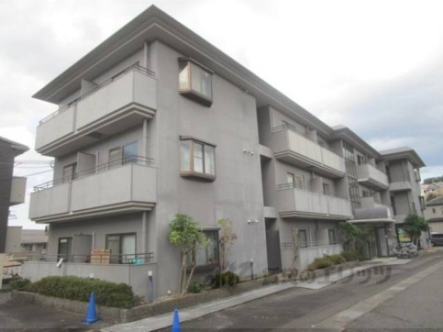 セントアンドリュ－ス外観写真1