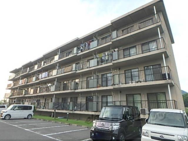 栗東ハイツＢ棟外観写真1