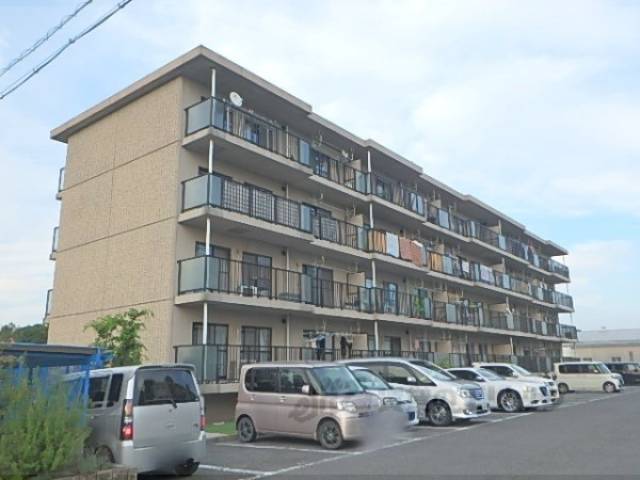 栗東ハイツＢ棟外観写真2