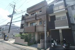 ヴィルヌーブ御陵外観写真