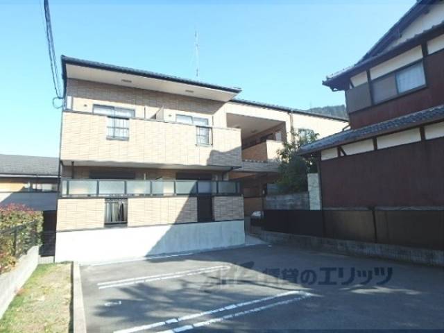 ＳＰＲＩＮＧ　ＣＯＵＲＴ外観写真1
